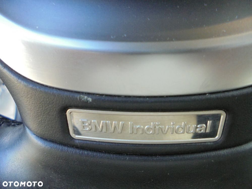 BMW Seria 3 320d Edition M Sport Shadow - 40