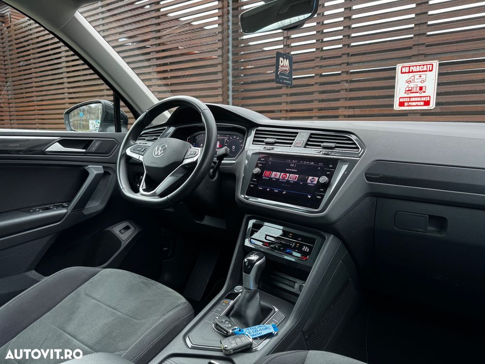 Volkswagen Tiguan 2.0 TDI DSG Elegance - 18