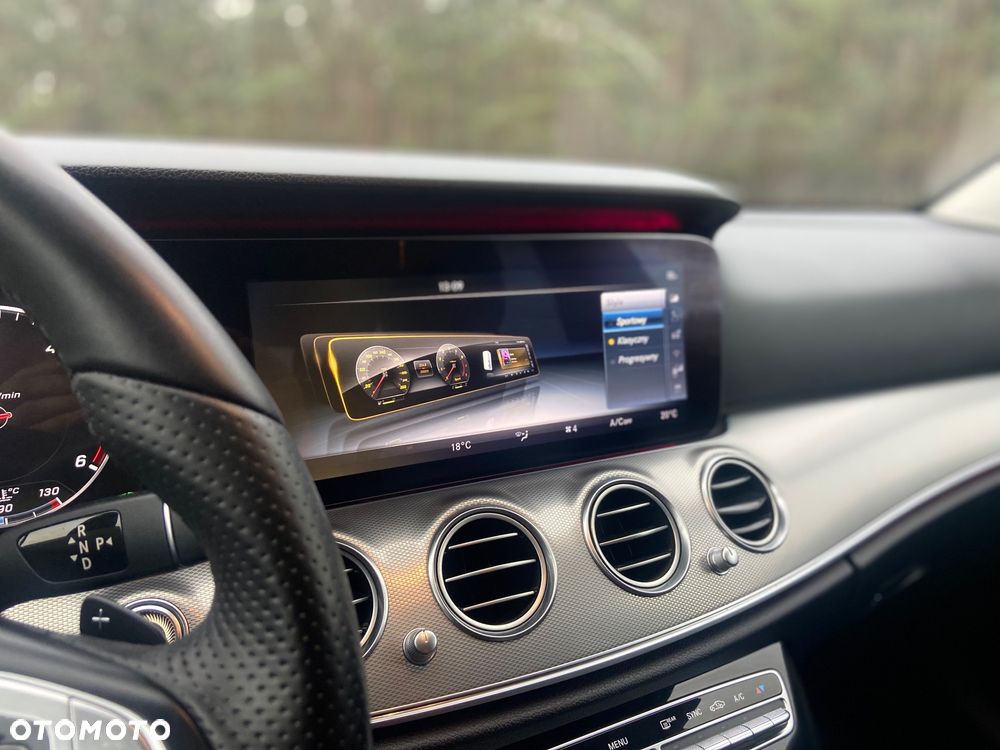 Mercedes-Benz Klasa E 220 d 9G-TRONIC AMG Line - 30