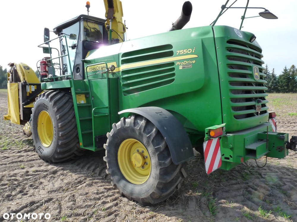 John Deere 7550 i - 6