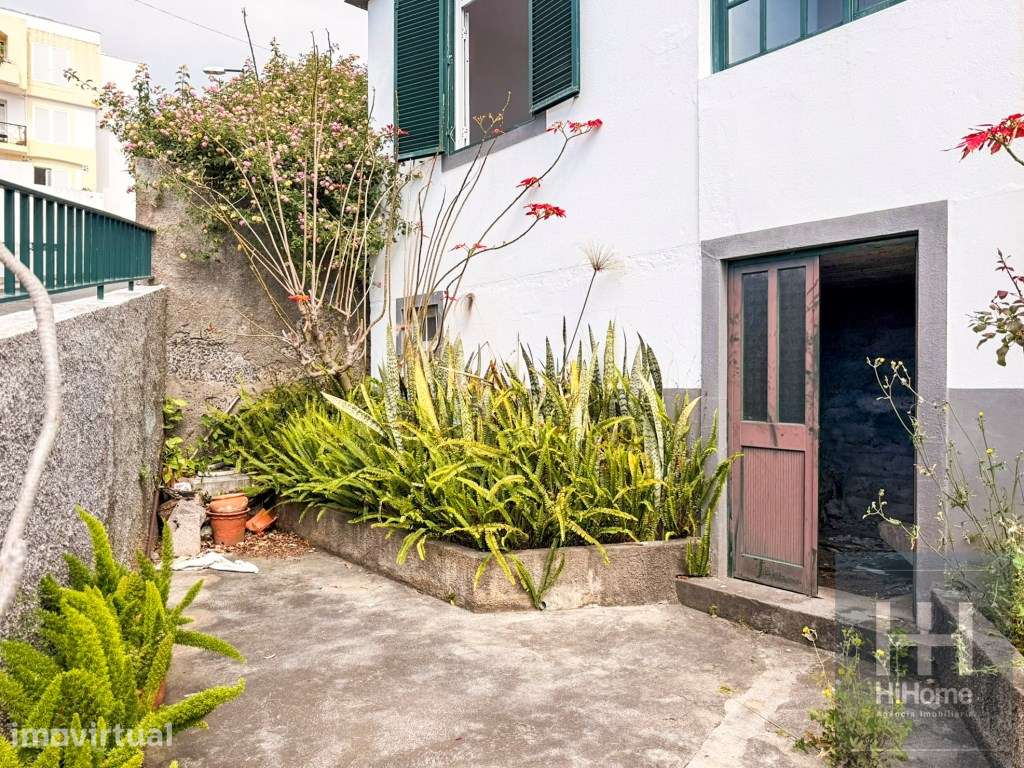 Moradia T5 para remodelar no Caniço de Baixo , Santa Cruz - Grande imagem: 5/43
