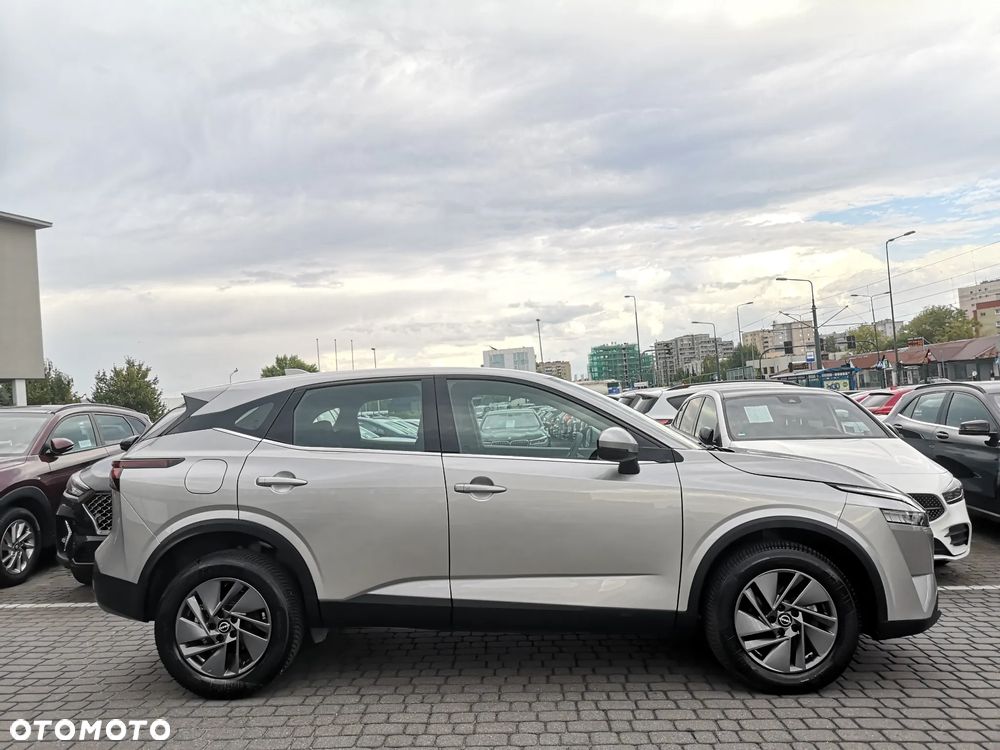 Nissan Qashqai 1.3 DIG-T N-Connecta DCT - 6