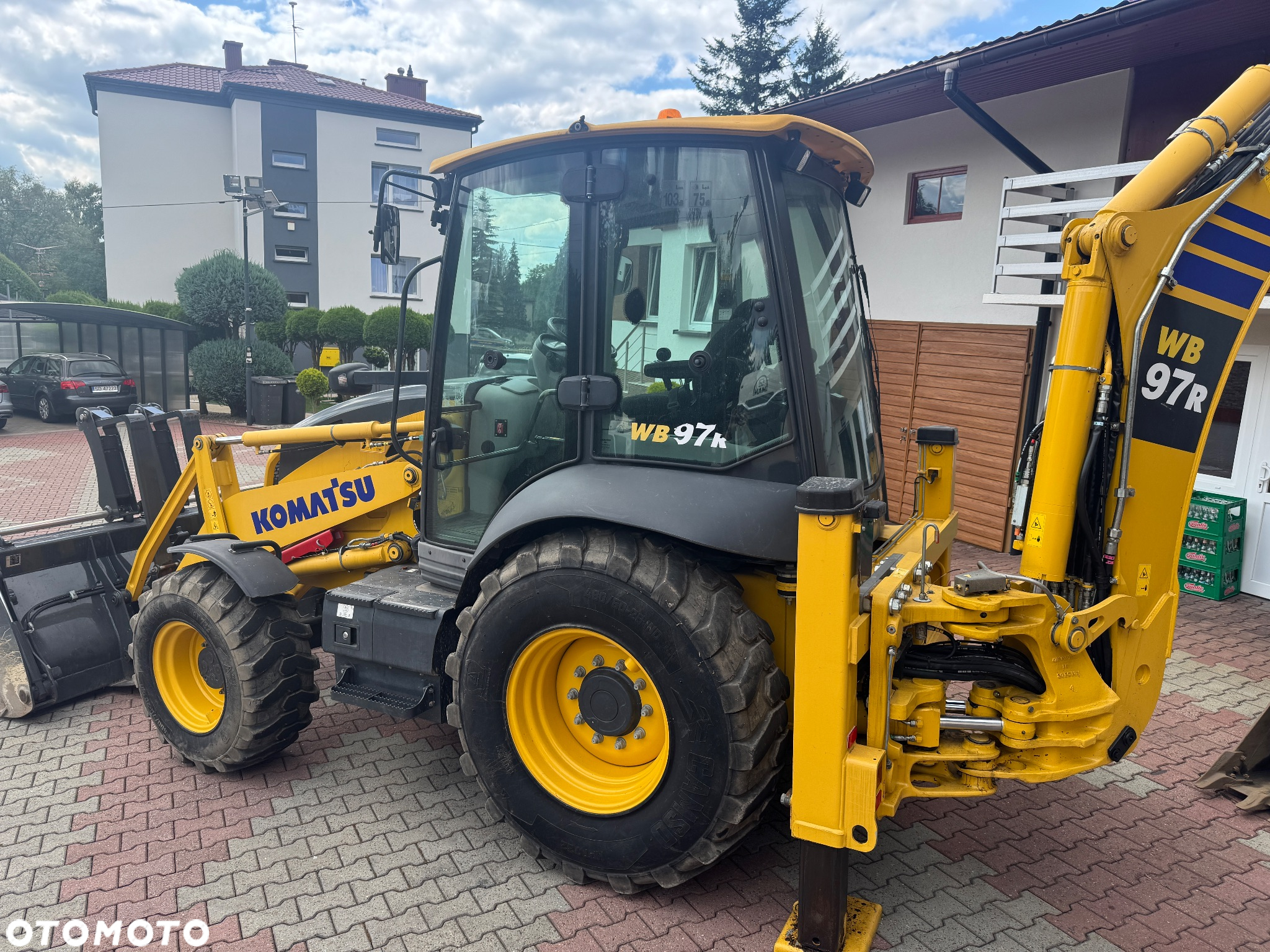 Komatsu WB 97R - 8