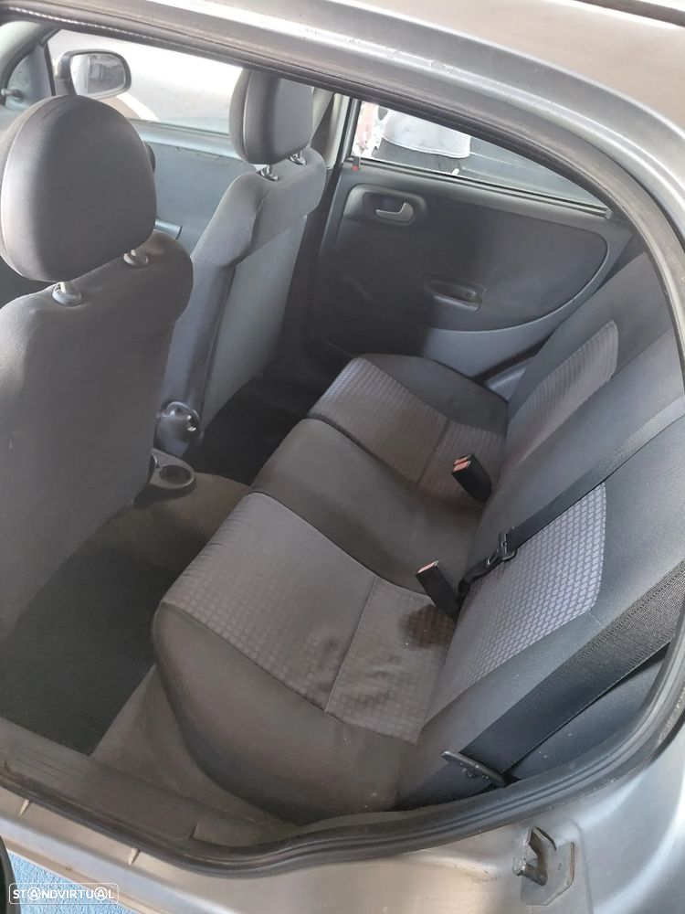 Opel Corsa 1.2 Twinport Silver - 7