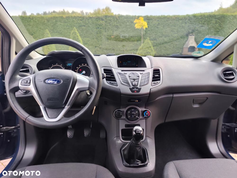 Ford Fiesta - 21