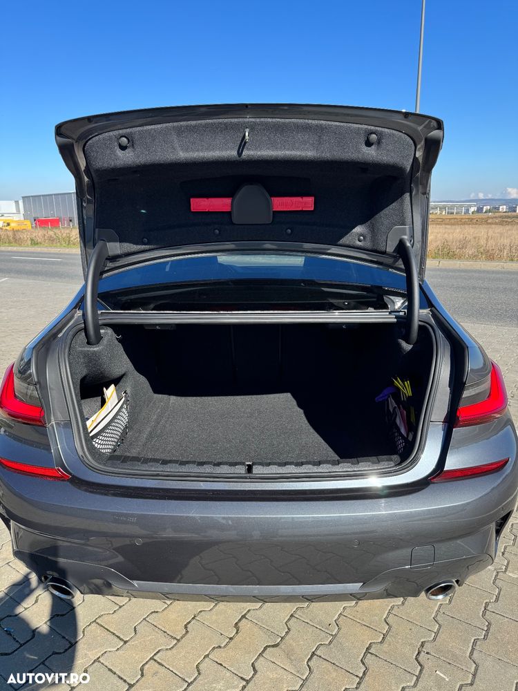 BMW Seria 3 320i xDrive AT - 7