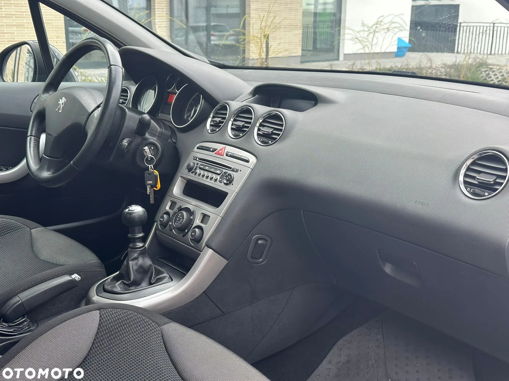 Peugeot 308 1.6 HDi Premium - 10