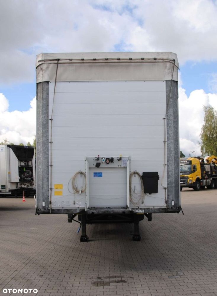 Schmitz Cargobull SCS kurtyna, podnoszona oś - 6