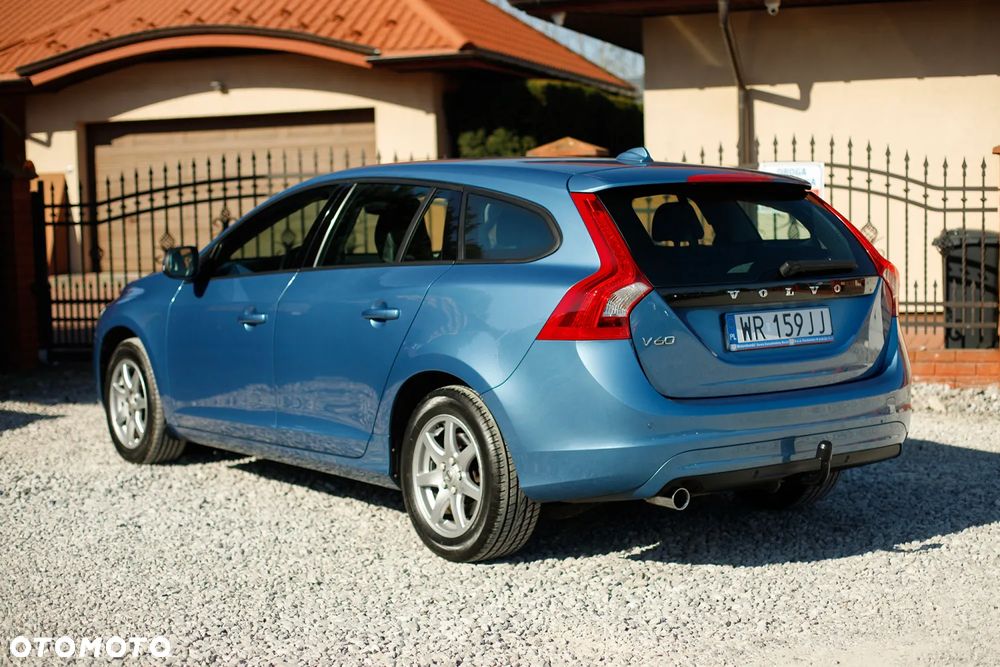 Volvo V60 D3 Geartronic Momentum - 3