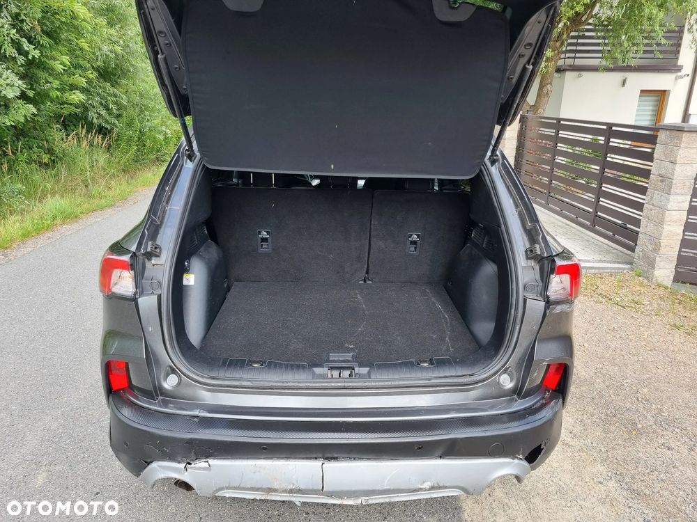 Ford Kuga 2.5 FHEV FWD Titanium X - 11