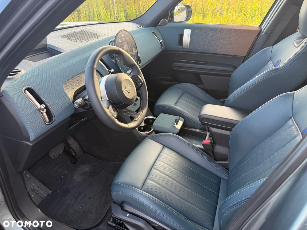 MINI Countryman S ALL4 John Cooper Works Trim - 22