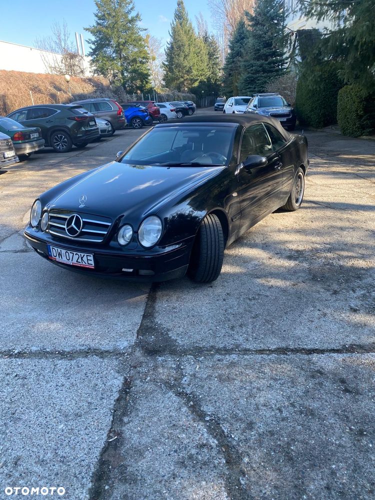 Mercedes-Benz CLK - 1