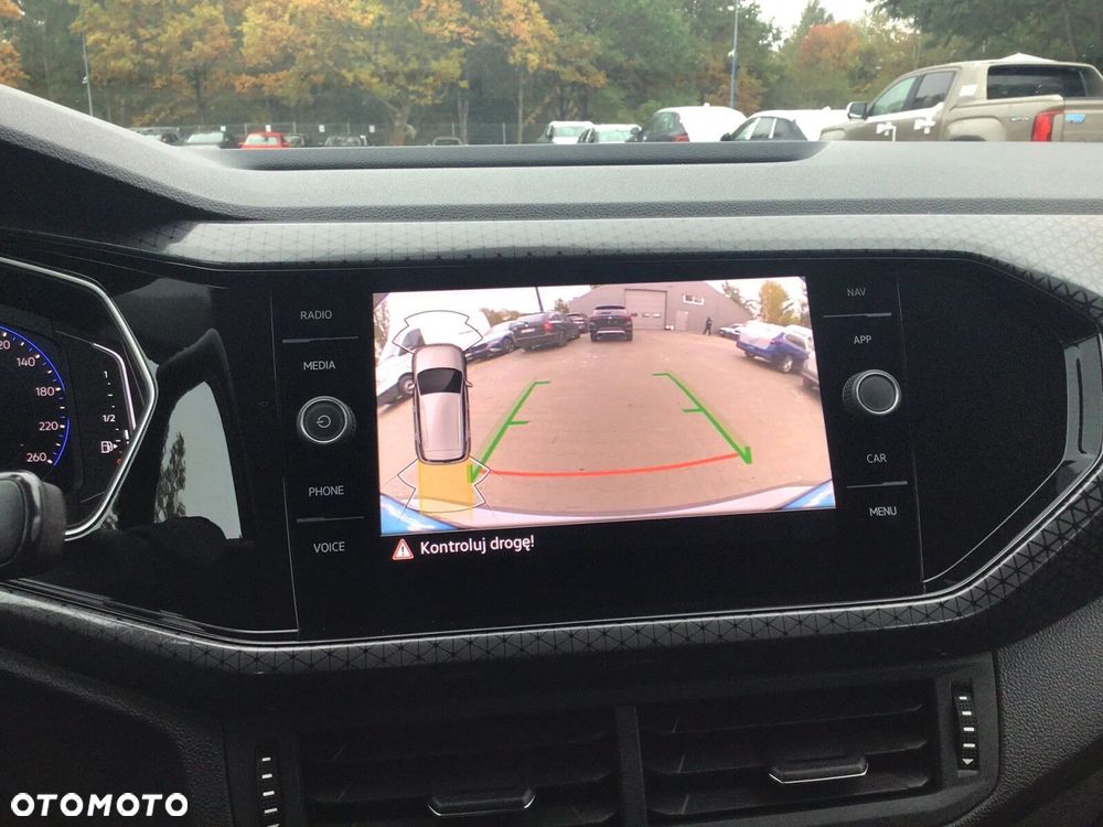 Volkswagen T-Cross 1.5 TSI ACT Style DSG - 18