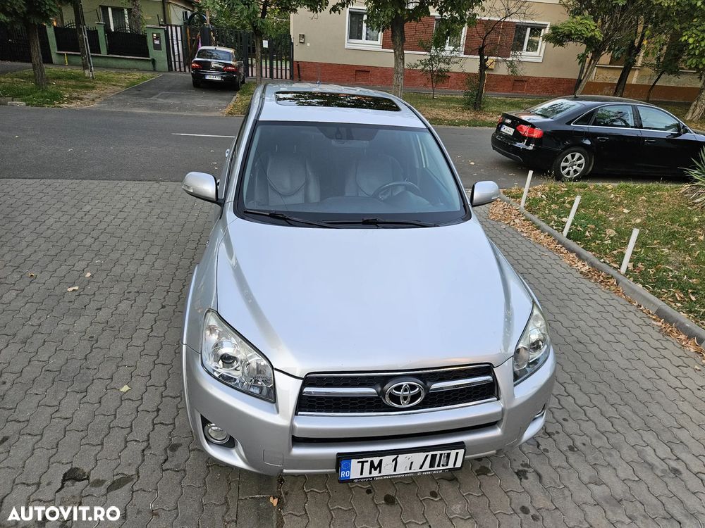 Toyota RAV4 2.2 D-CAT AWD Luxury - 7