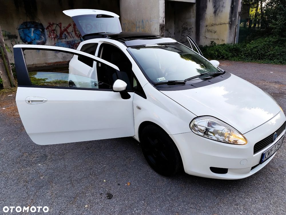 Fiat Grande Punto 1.4 8V Emotion - 17