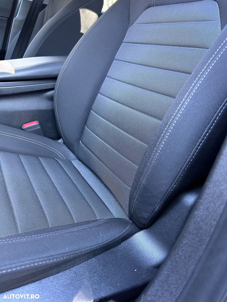 Alfa Romeo Giulia 2.0 Turbo 16V AT8 Business - 7