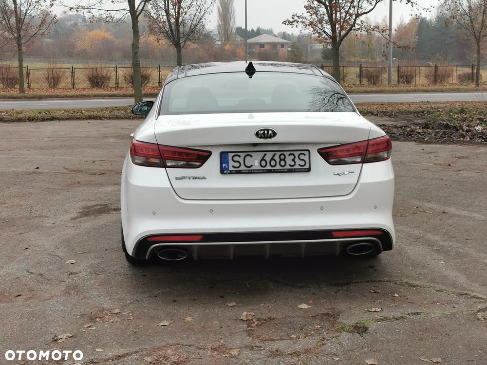 Kia Optima - 5