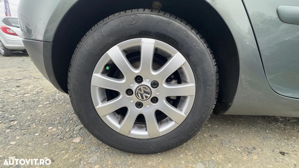 Volkswagen Golf - 15