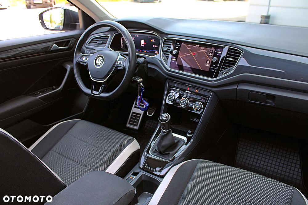Volkswagen T-Roc 1.5 TSI GPF ACT Premium - 3