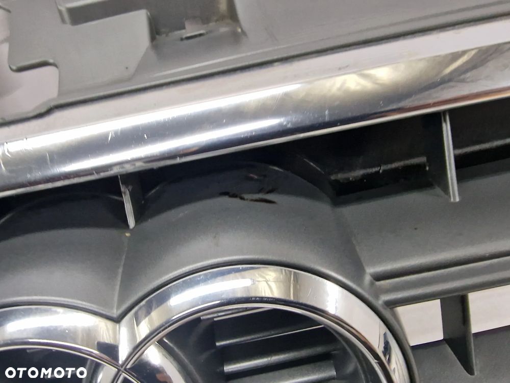 AUDI A3 8V / 8V3 12- ATRAPA / GRILL PRZEDNI PRZÓD , NR 8V3853651 , NR AUKCJI GL56 - 18