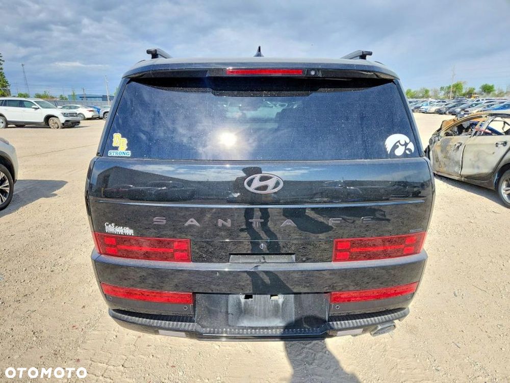 Hyundai Santa Fe - 3