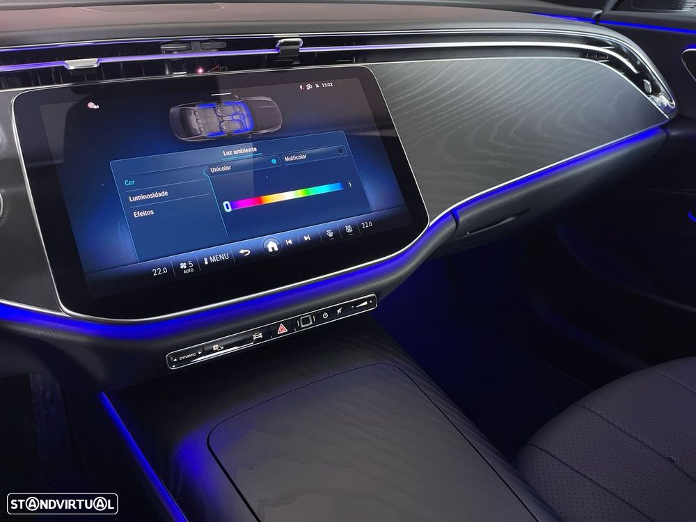 Mercedes-Benz E 220 d 9G-TRONIC Edition AVANTGARDE - 27