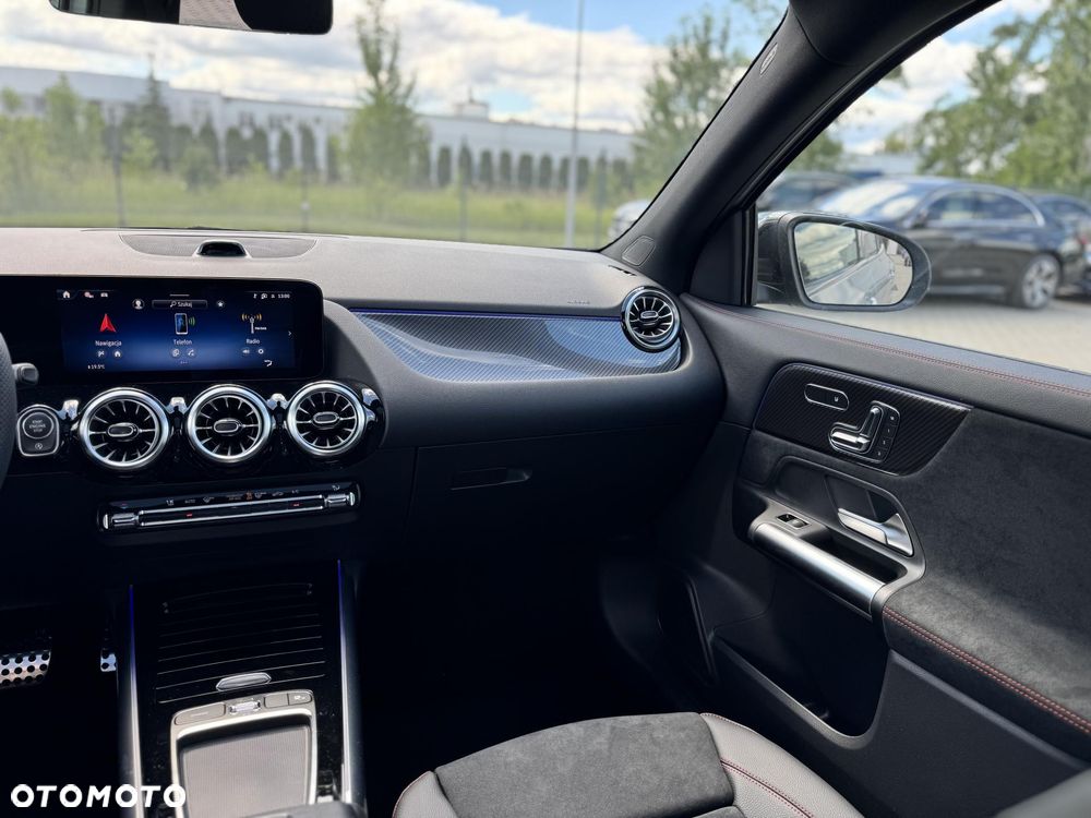 Mercedes-Benz GLA 200 mHEV AMG Line 7G-DCT - 15