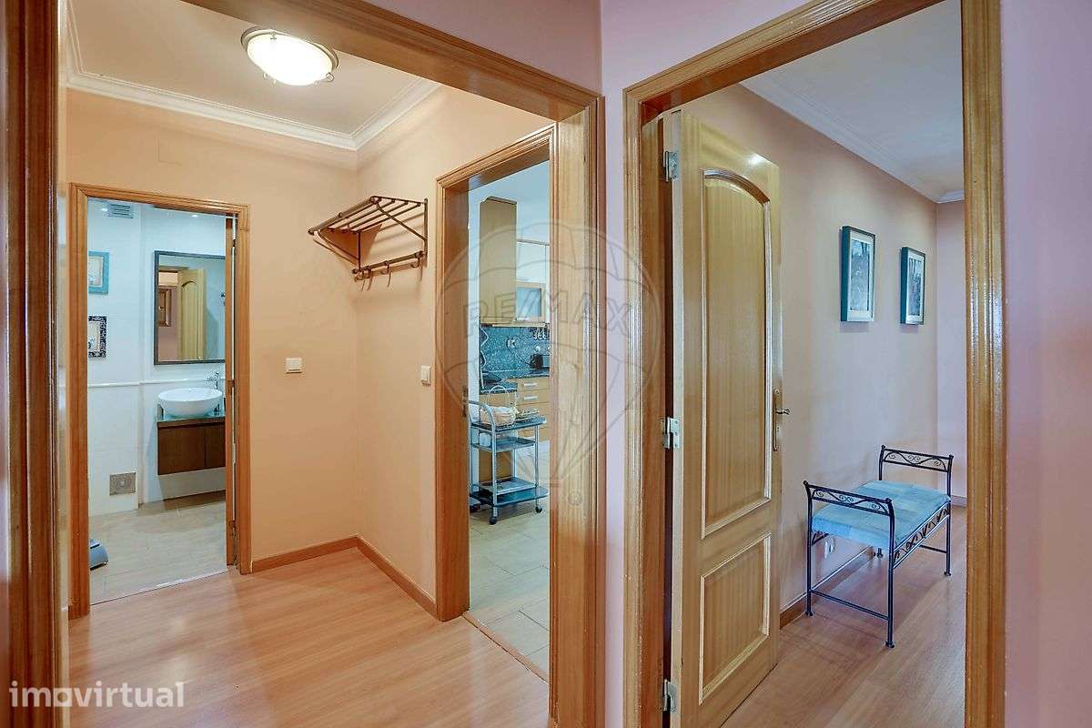 Apartamento T5 para venda - Grande imagem: 2/50