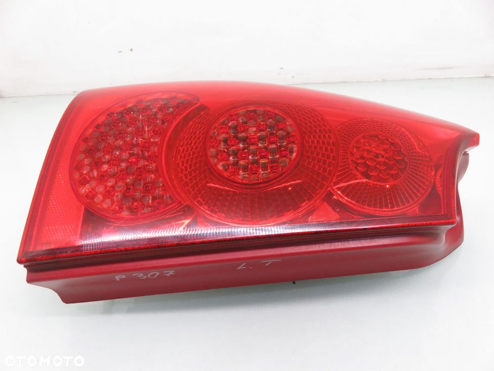 LAMPA LEWA TYLNA PEUGEOT 307 SW (3H) - 5