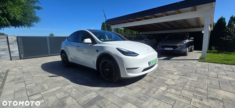 Tesla Model Y Long Range Dual Motor AWD - 5