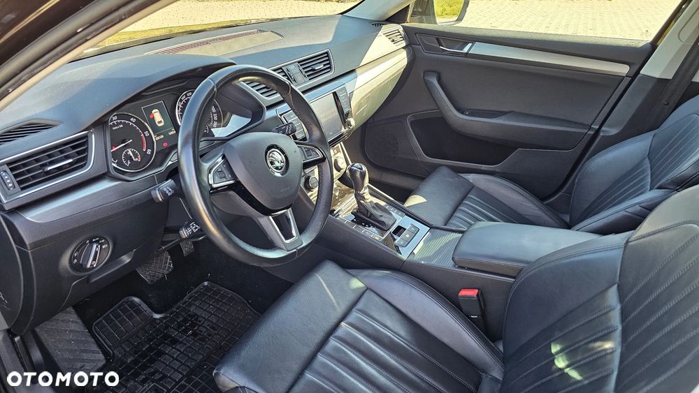 Skoda Superb 2.0 TDI L&K DSG - 11