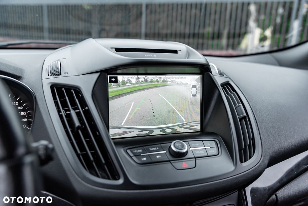 Ford Kuga 2.0 TDCi 4x4 ST-Line - 34