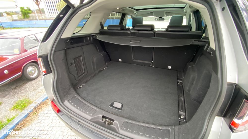 Land Rover Discovery Sport 2.0 TD4 SE - 12