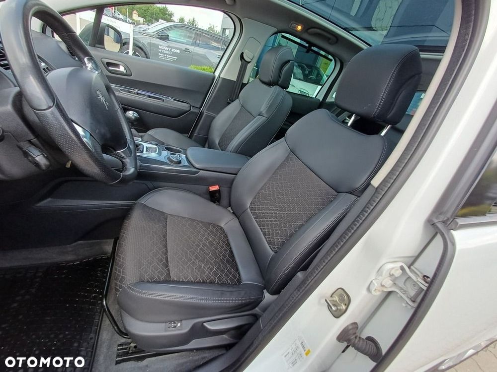 Peugeot 3008 2.0 BlueHDi Allure - 11