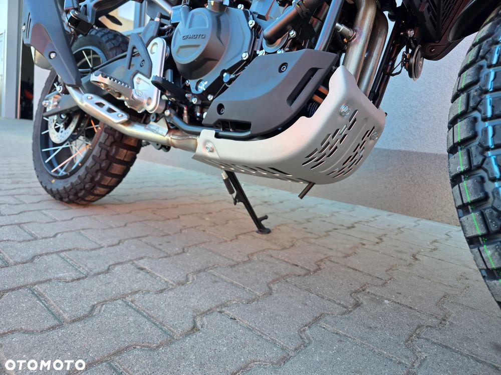 CFMoto 450MT - 6