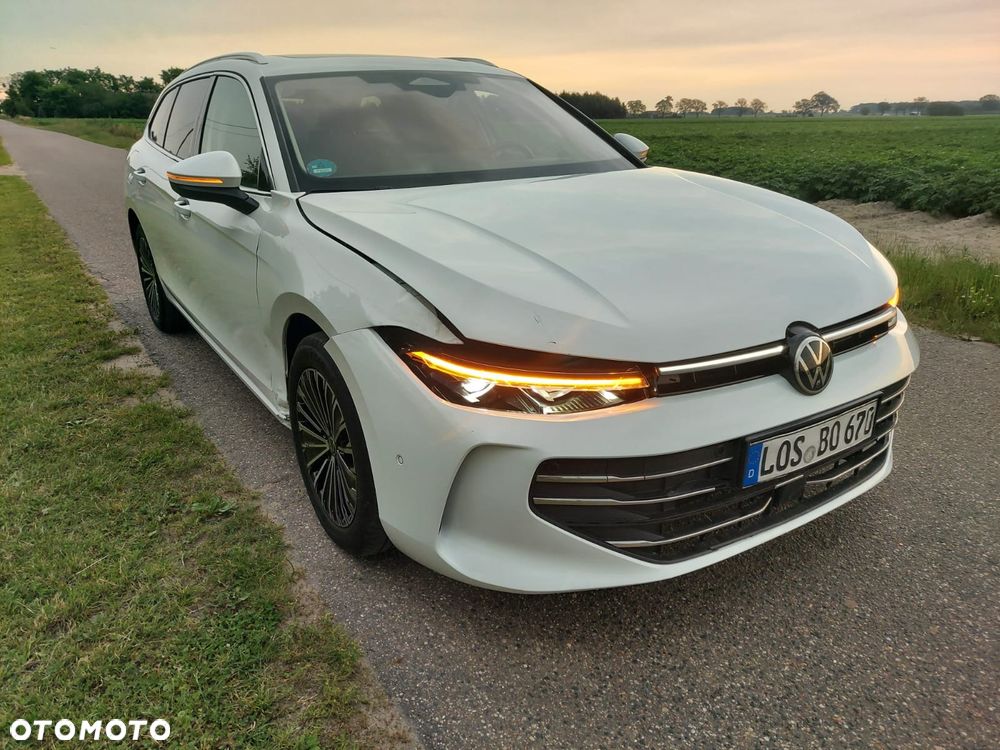 Volkswagen Passat 2.0 TDI Elegance DSG - 2