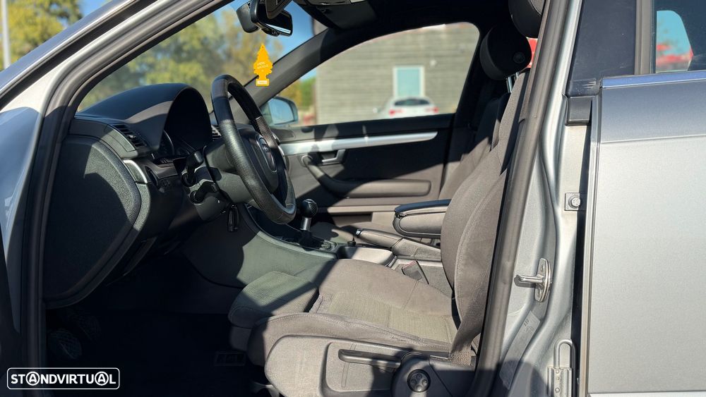 Audi A4 Avant 2.0 TDi Sport PRT — photo 4