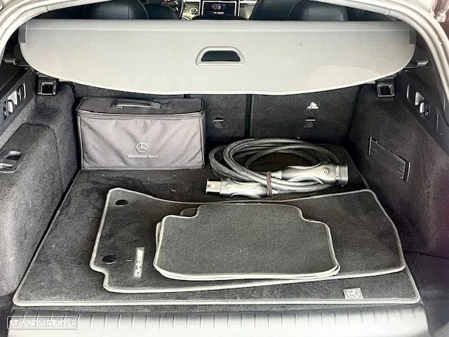 Mercedes-Benz C 300 e AMG Line - 36
