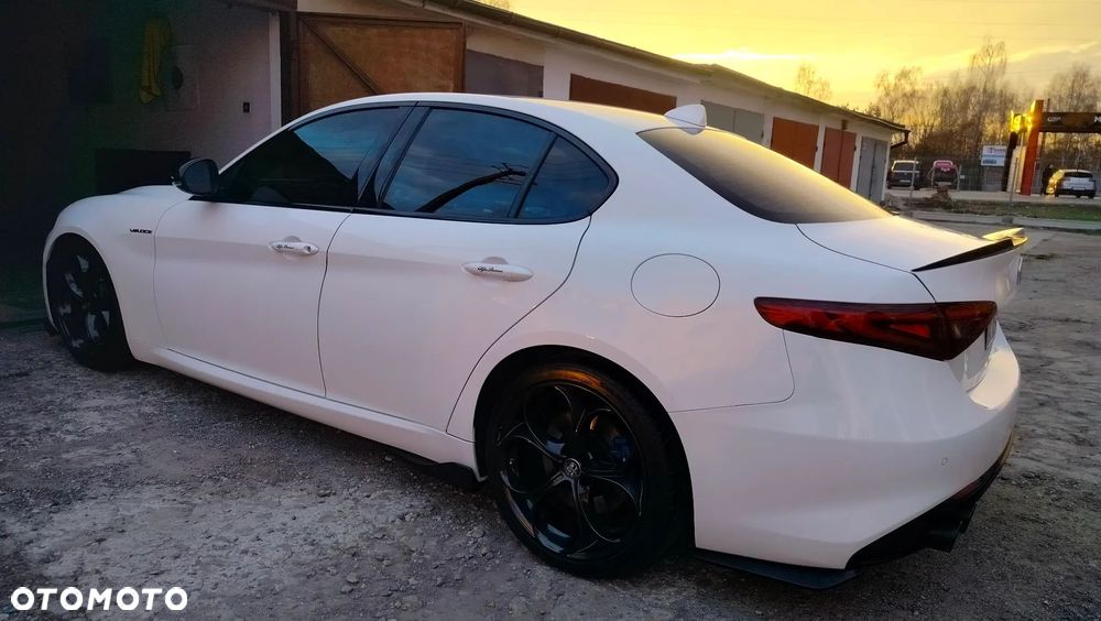 Alfa Romeo Giulia 2.0 Turbo Veloce - 10