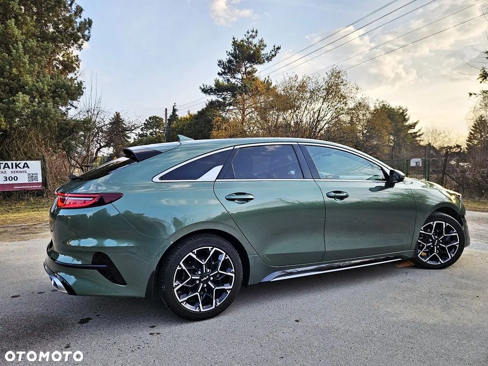 Kia ProCeed - 14