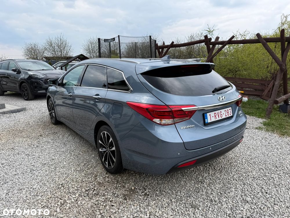 Hyundai i40 Kombi 1.7 CRDi Premium - 13