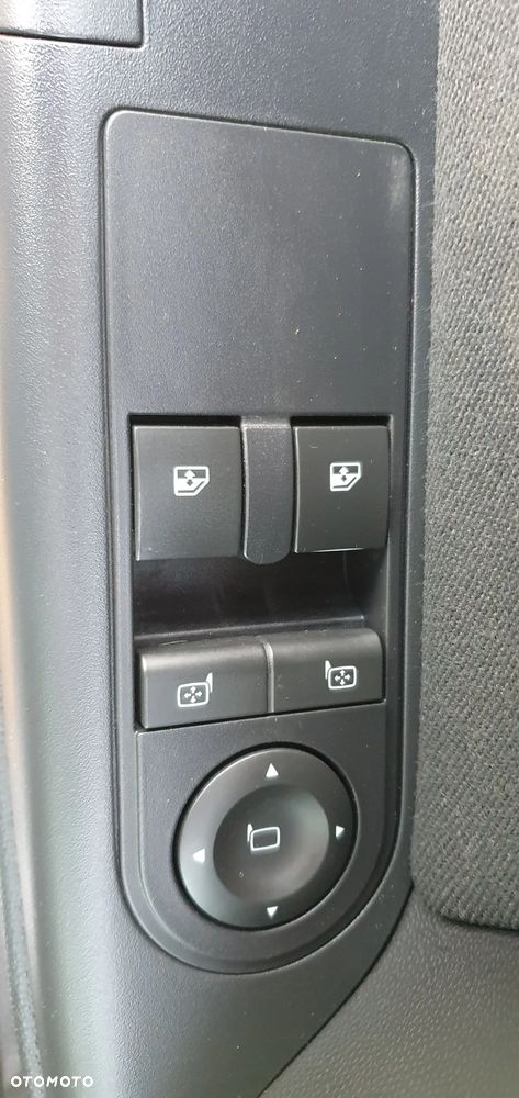 Opel Astra 1.6 150 Jahre - 17