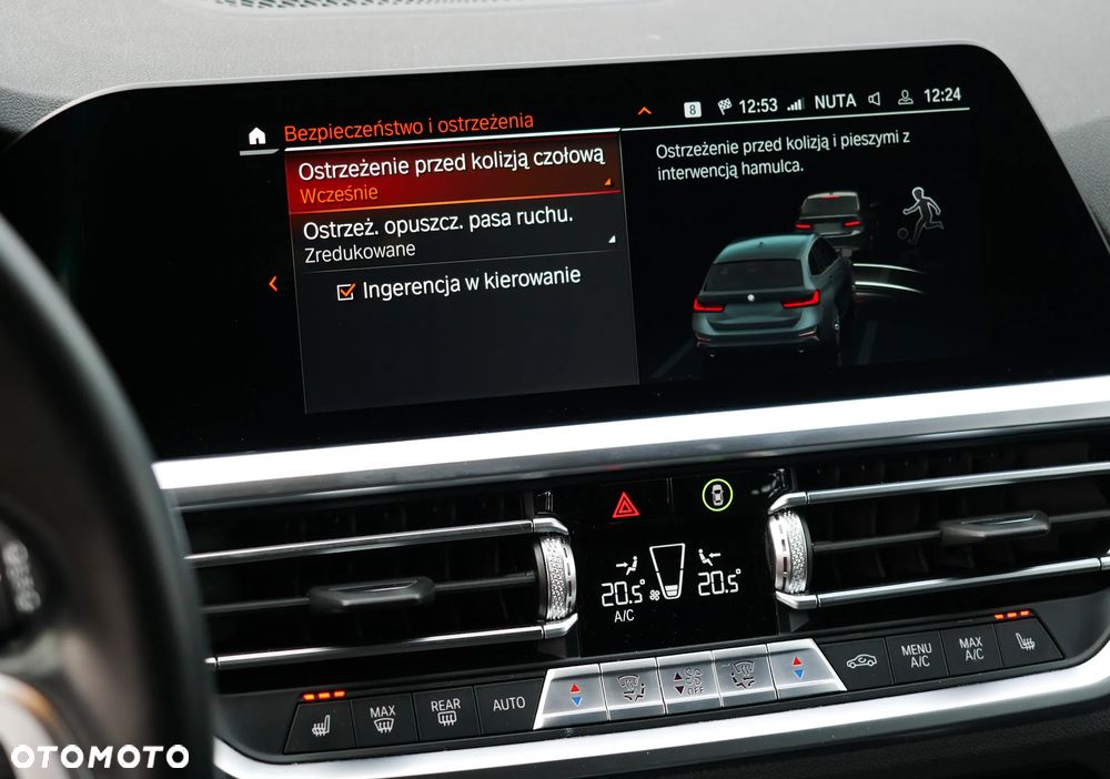 BMW Seria 3 330e Sport Line - 19