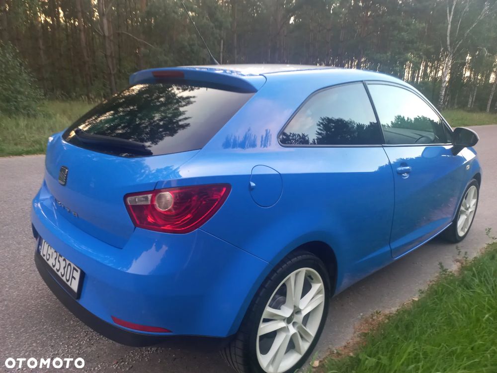 Seat Ibiza SC 1.4 16V Sport - 4