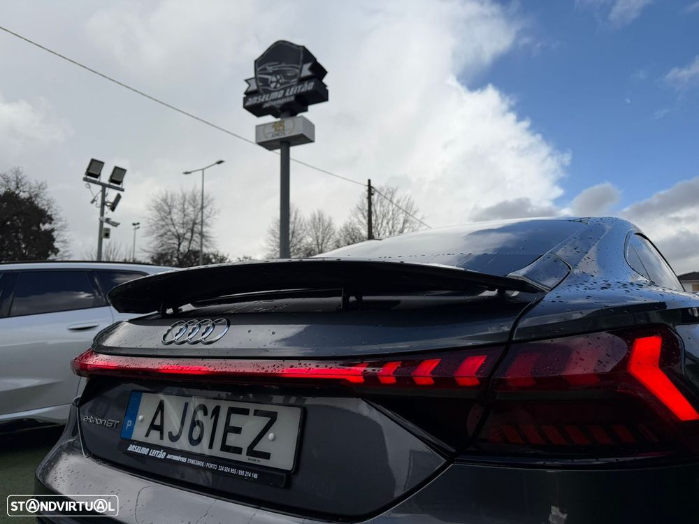Audi e-tron GT quattro - 7