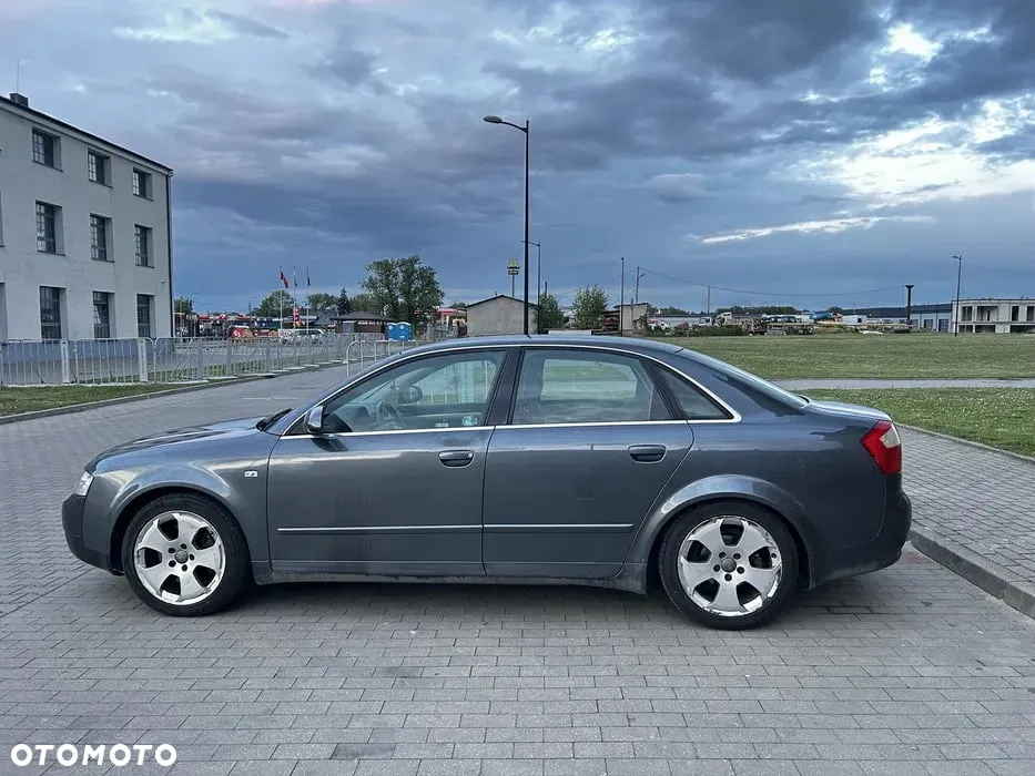 Audi A4 - 3