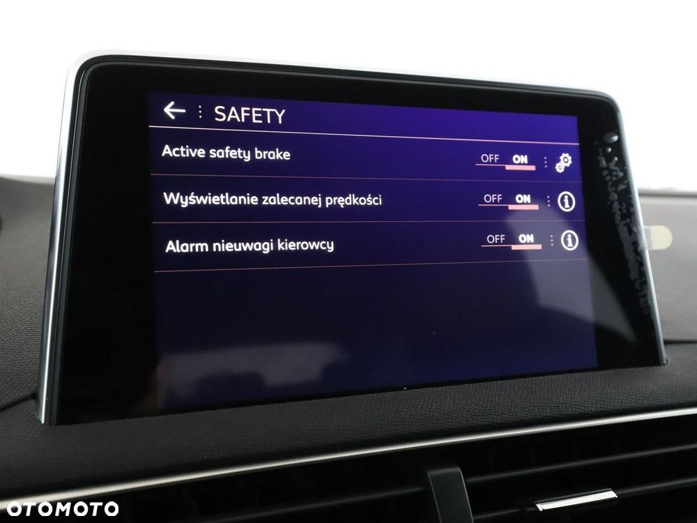 Peugeot 3008 2.0 BlueHDi Allure - 26