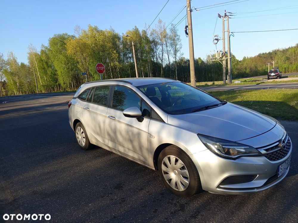 Opel Astra 1.6 CDTI Dynamic - 3