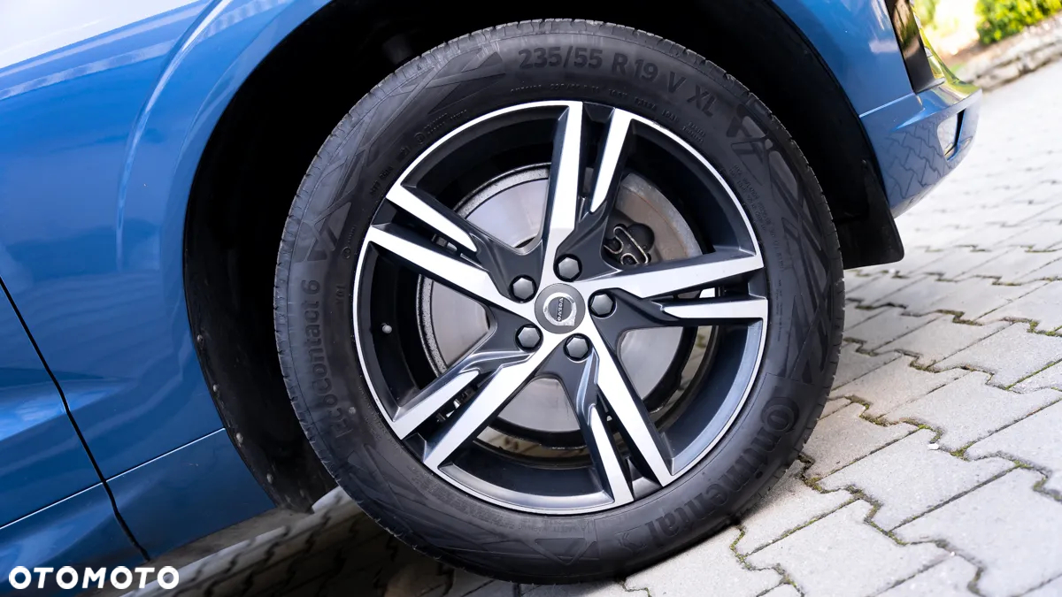 Volvo XC 60 T5 AWD R-Design - 20