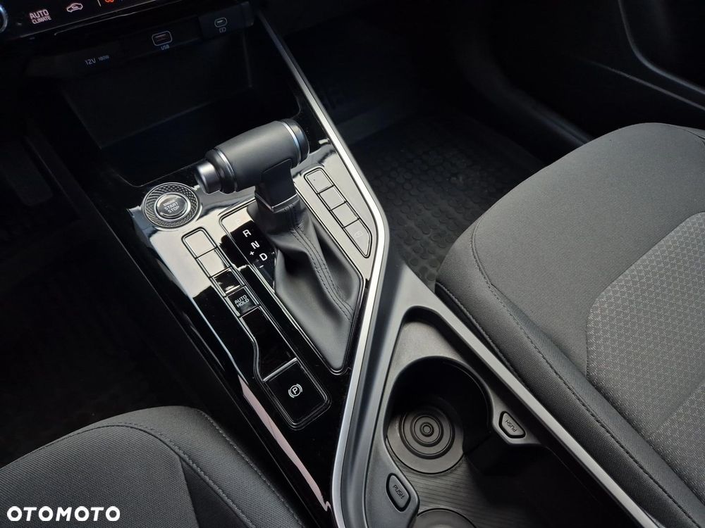 Kia Niro 1.6 GDI Hybrid M - 16